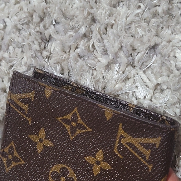 Louis Vuitton Cosmetics Pouch / Pochette - Picture 8 of 16